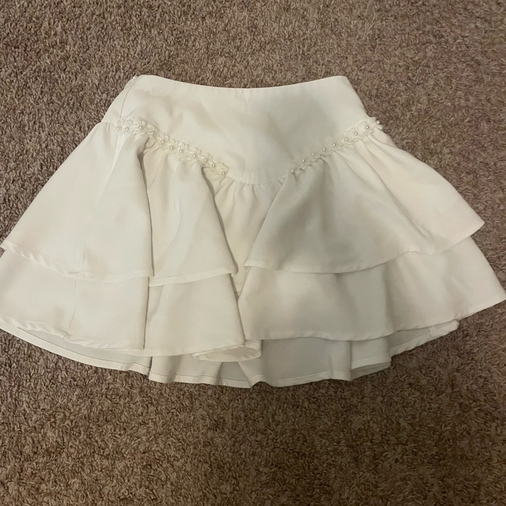 white skirt size small